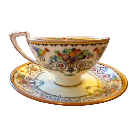 Crown Staffordshire Rennaissance Floral Tea Cup and Saucer England China CT318 - Picture 2 of 12